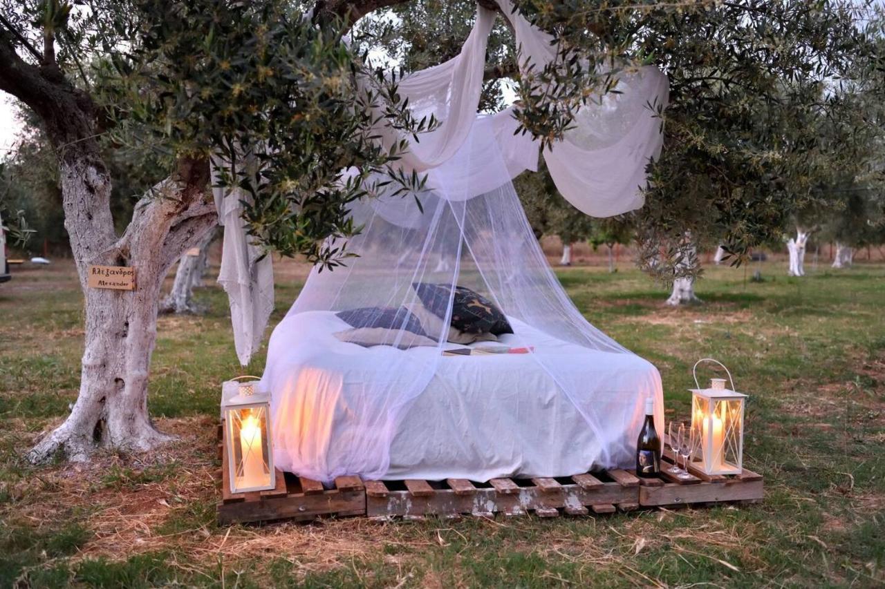 Glamping At A Lovely Tent In Skiaxtro- Marathopoli Villa Ngoại thất bức ảnh